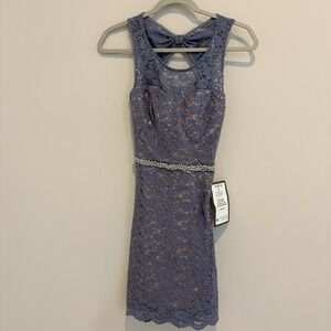 Cítí Studio Size 3 Juniors Hoco Prom Formal Silver Metallic Gray Dress